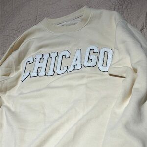 Cream Crewneck Sweater with Chicago Print
Women Sweatshirt